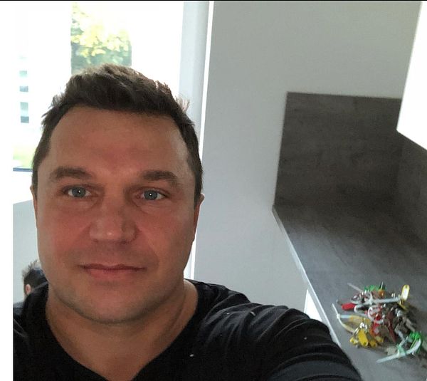 Oleg — Ihr Küchenmonteur in Hamburg